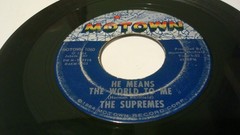 LOT OF 8 45 RPM THE SUPREMES Hangin’ On, Hurry Love, Happening, Come See About