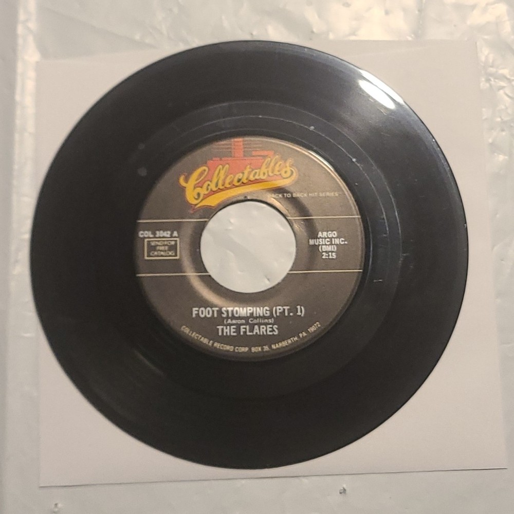 The Flares – Foot Stomping Pt.1/ Sandy Nelson – Teen Beat – 45 RPM Record