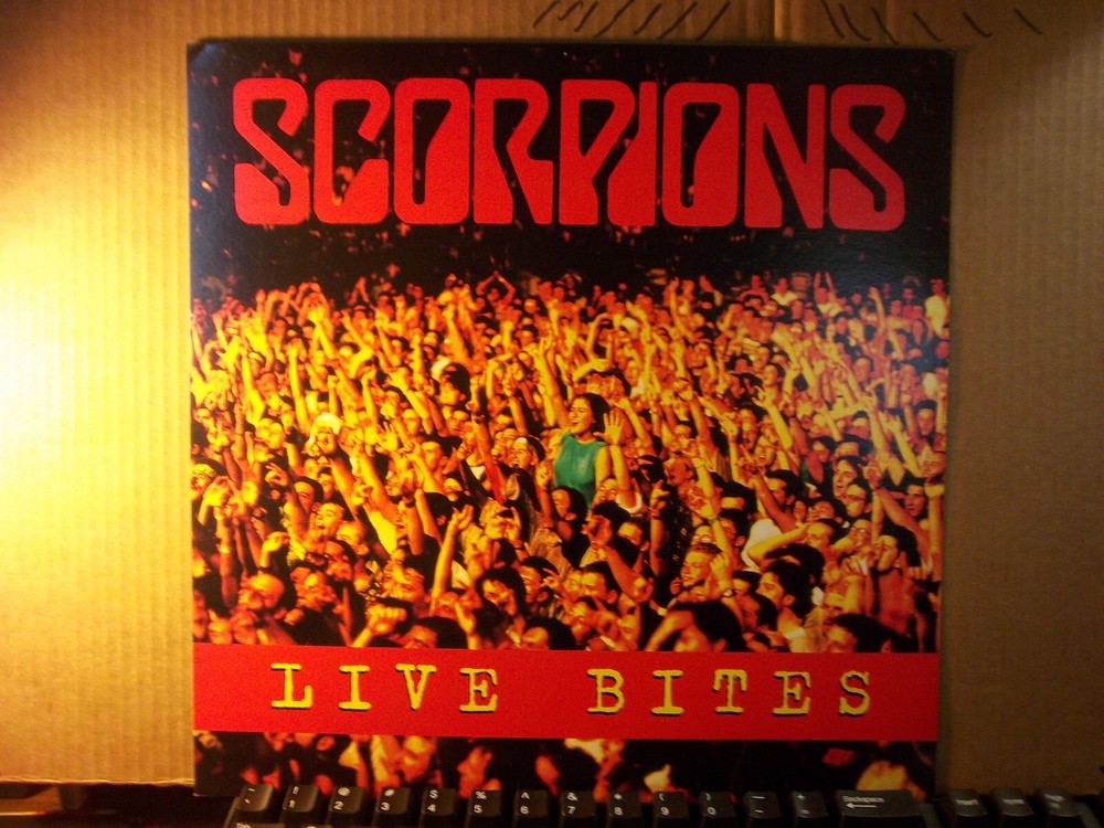 Orig Vintage RARE! Scorpions Live Bits 1995 12×12 promo Flat/poster Not a record