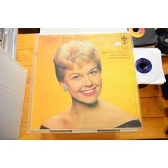 DORIS DAY “DAY BY DAY” LP 12″ VINYL RECORD VG+ COLUMBIA 6 EYE CHEESECAKE