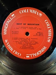 Best Of Mountain Vinyl Lp Record PC32079 StereoColumbia Records Gatefold PITMAN￼