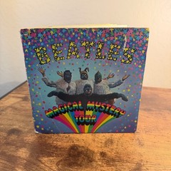 Beatles Magical Mystery Tour UK Stereo Double 7″ EP SMMT 1 Yellow Booklet