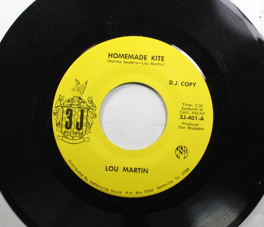 Country Promo 45 Lou Martin – Homemade Kite / Warm In The Winter On 3J Records