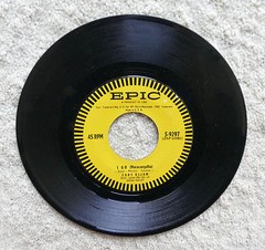 COBY DIJON LOCKED IN THE ARMS OF LOVE 45 EPIC 5-9297 Jimmy Carroll I Go VGC