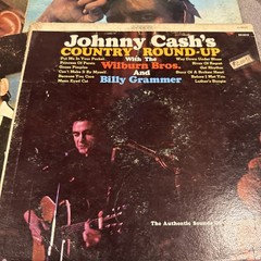 JOHNNY CASH~9 Albums Lp’s~LIVE AT SAN QUENTIN~THE SUN YEARS