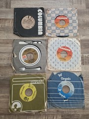 67 – Bulk Lot Vintage 45 RPM 7″ Vinyl Record