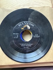 UNTESTED 1950’s Lot Of 20 – 45 RPM Records Without Picture Sleeve