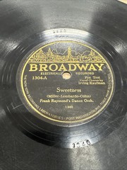 Broadway 78 RPM Frank Reynolds – Sweetness / Leon Miller – Moanin Low 1304 V/V+