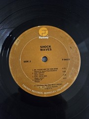 Shock – Waves (LP, Album F 9619) ( Good+ (G+)) Fantasy