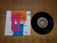 1990S MINT-EXC Glass Tiger MY TOWN/The Tragedy Of Love EM 212 45