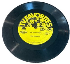 The Three Stooges Meet Cinderella, Peter Pan, 7″ LP, 33 1/3 , 2322,