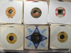 Record lot 45 rpm VG+/NM- 100+ vinyl w/ sleeves pop rock 50s/60s FREE SHIP 5M