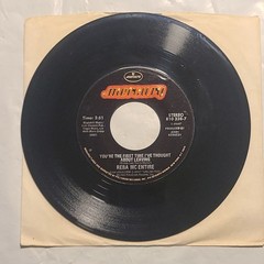Reba McEntire – You’re The First Time I’ve Thought About Leaving – 45 RPM Record