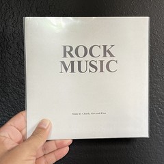 CHARLI XCX ROCK MUSIC. LIMITED EDITION 1ST PRESSING 7″ VINYL SINGLE. SOLD OUT