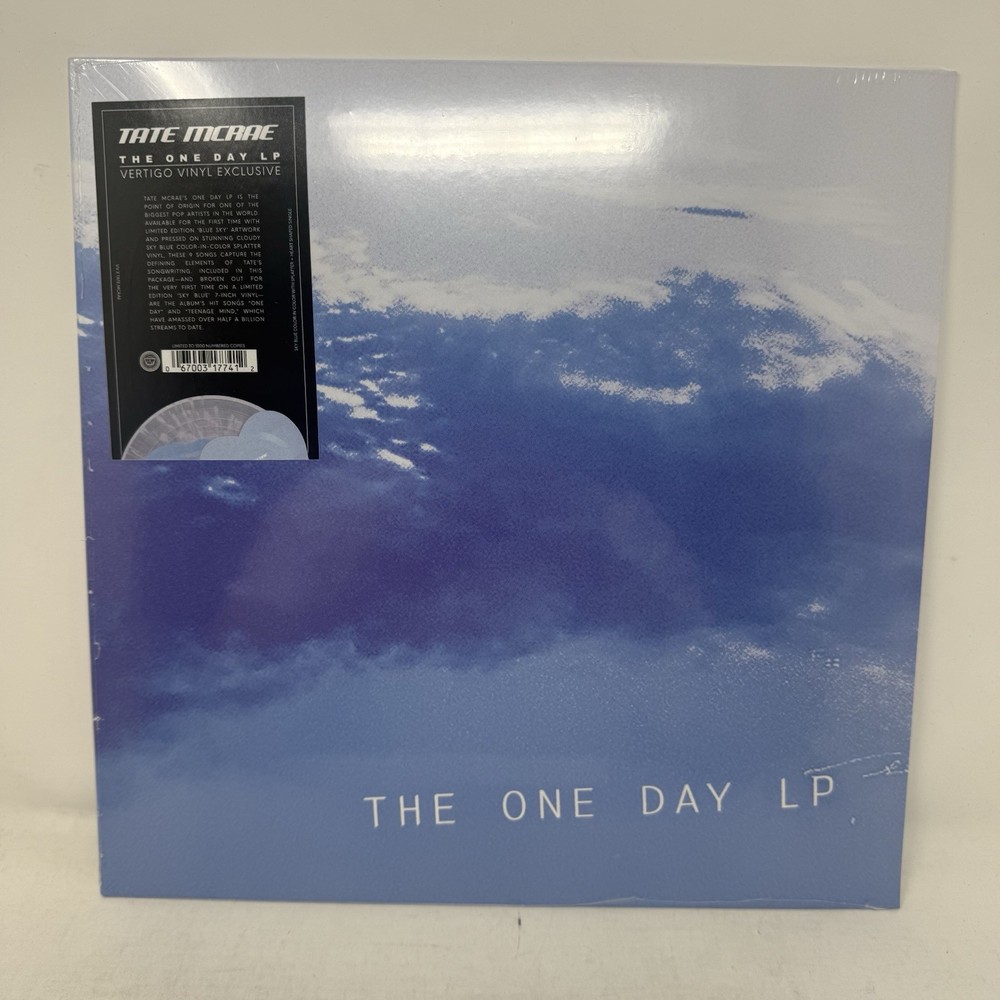 TATE MCRAE – One Day Vinyl LP + Baby Blue Heart 10″ VV Exclusive /1000 – IN HAND