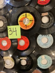 45 rpm records mixed lot of 100, 1950s – 1960s oldies