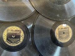 Lot of 12x BRUNSWICK pre-war 1920s-1930s Pop/Jazz/Vocal RARE!! 10″ 78rpm