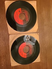 Atlantic Records Lot Of 2 Vinyls