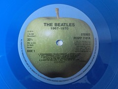 The Beatles 1967-1970 UK Blue Vinyl 2LP Apple PCSPP7181 EX/EX w/Insert