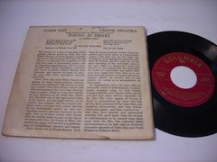 w PICTURE SLEEVE Doris Day Frank Sinatra Young at Heart 1954 Double 45rpm EP ++