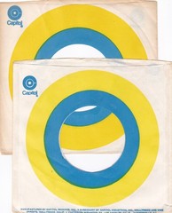 Mixed Lot of 2 CAPITOL YELLOW BLUE CIRCLES 7″ 45 RPM Original Record Co. Sleeves