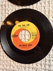 Beach Boys 45 RPM Record Lot (4) – Good Vibrations, Surfin’ U.S.A., Help Me…