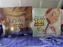 Taylor Swift Toy Story 5 I Knew It I Knew You 10″ Vinyls Jessie Hat And Badge