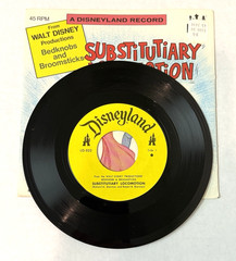 4 VTG 1971 DISNEYLAND 45 VINYL RECORDS INC THE ORANGE BIRD SONG LG-823 NM (-)