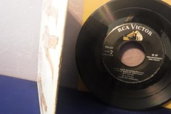 Elvis Presley, A Touch of Gold Vol. 3, 1960 RCA Victor EPA-5141 1S Rockabilly