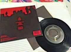 1988 U2 LIMITED EDITION 45 RPM VINYL RECORD DOUBLE COVER FOLDOUT SLEEVE DESIRE