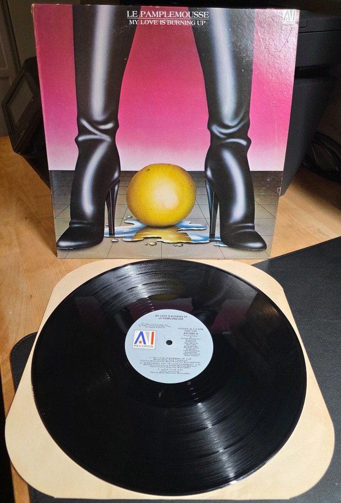 LE PAMPLEMOUSSE – My Love Is Burning Up (LP) AVI Records AVI-6097