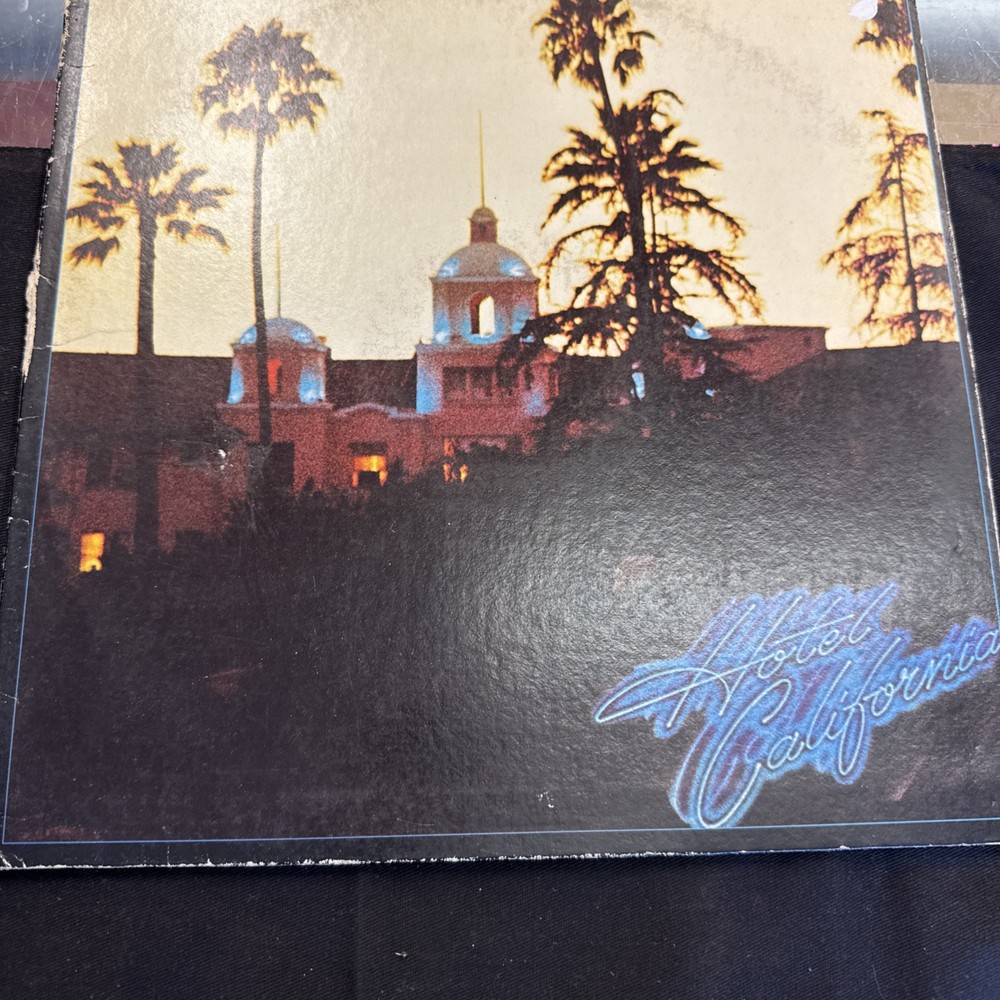 The Eagles – Hotel California – Asylum 7E-1084 – 1976 – Vinyl LP