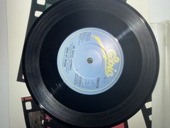 Men at Work Overtime Rock 7″ Vinyl EP 45 RPM Epic 2 import 45’s Stereo Import