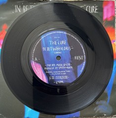 The Cure – In Between Days 1985 7”. New Wave/Synth-pop. FICS22. First press VG+