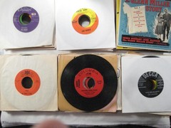 record lot 45 rpm VG 100 vinyl w/ sleeves Pop hits 50s-70s Oldies FREE SHIP 5N