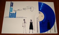 LA LA LAND OST JUSTIN HURWITZ *RARE* SIGNED LP BLUE VINYL & 7″ SINGLE PROMO !!