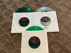 GEORGE HARRISON,JOHN LENNON LOT OF 3 COLORED VINYL 7inch 45 RPM BEATLES