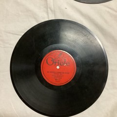 Oriole Records Lot of 4 10″ 78 RPM Shellac Singles w/ Paper Sleeve