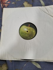 The Beatles ‎~ Meet The Beatles! ~ Vintage LP Apple Records – ST 2047
