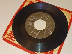Harvey Frolic Ring Of Fire / On Top Of Spaghetti 45 7″ Hit 1963