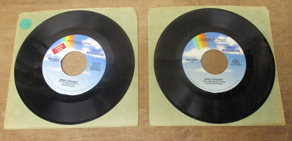 2x Bing Crosby White Christmas / God Rest Ye Merry Gentlemen 45 MCA +1 more