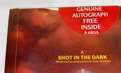 OZZY OSBOURNE ~SHOT IN THE DARK ~SEALED EXTREMELY RARE w/ AUTOGRAPH~1986 UK 7”45