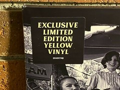 LANA DEL REY – Chemtrails Over The Country Club, Ltd 1st Press YELLOW VINYL New!