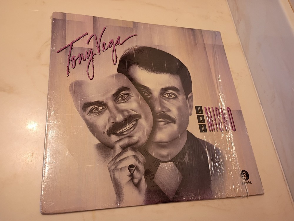 TONY VEGA UNO MISMO LP 1991 RMM NO TENGAS MIEDO ESA MUJER SALSA