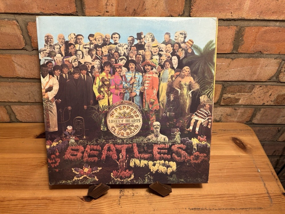 The Beatles–Sgt. Pepper’s Lonely Hearts Club Band-1967-UK FIRST PRESS-MONO 12″