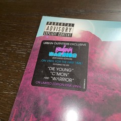 Kesha Warrior Exclusive Limited Edition UO Pink Colored Vinyl 2 LP New Sealed