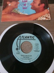 Phil Collins A Groovy Kind Of Love Picture Sleeve Promo 45 7″ Single Buster