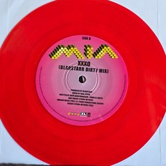 M.I.A. ~ XXXO ~ 7″ TRANSLUSCENT RED 2010 ~ EX/VG+ ~ BLAQSTARR