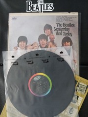 The Beatles * Yesterday and Today * T 2553 * MONO * Vintage * EXCELLENT VINYL