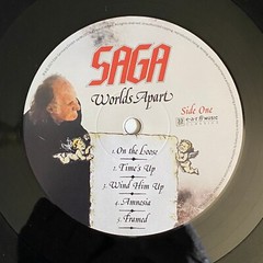 SAGA – Worlds Apart Audiophile EARMUSIC 180g LP NM/NM